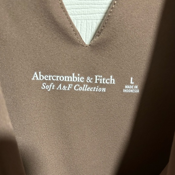 NWT A&F Seamless V Neck Bodysuit - Picture 4 of 11